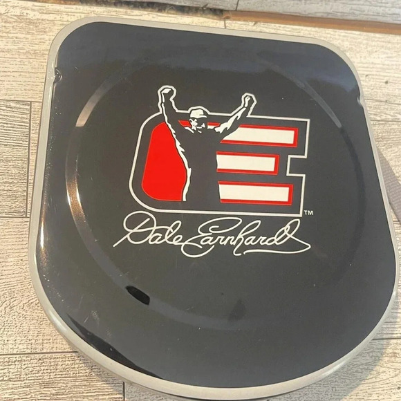 Dale Earnhardt Jr NASCAR CD Storage Tin With Sleeves Winners Circle - Picture 4 of 9